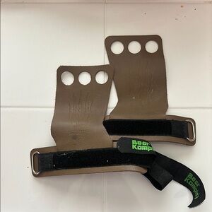 Bear KompleX Brown Leather Gymnastic Grips